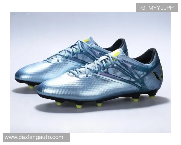 足球球星专属鞋包推荐顶级选择助力你的运动表现